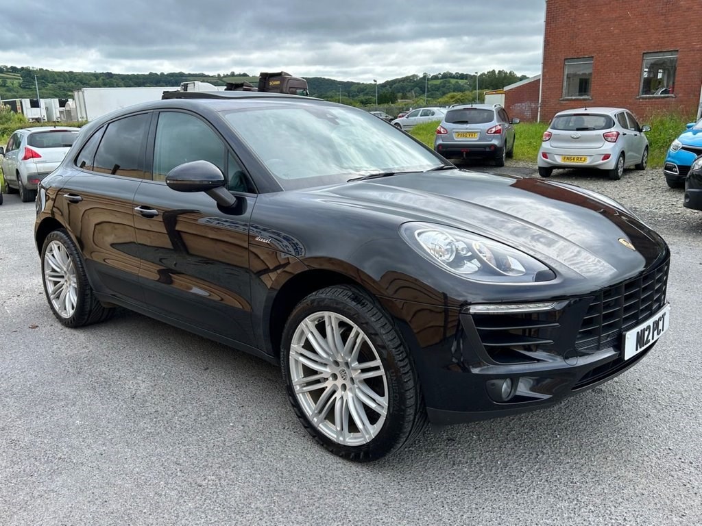 Porsche Macan Listing Image