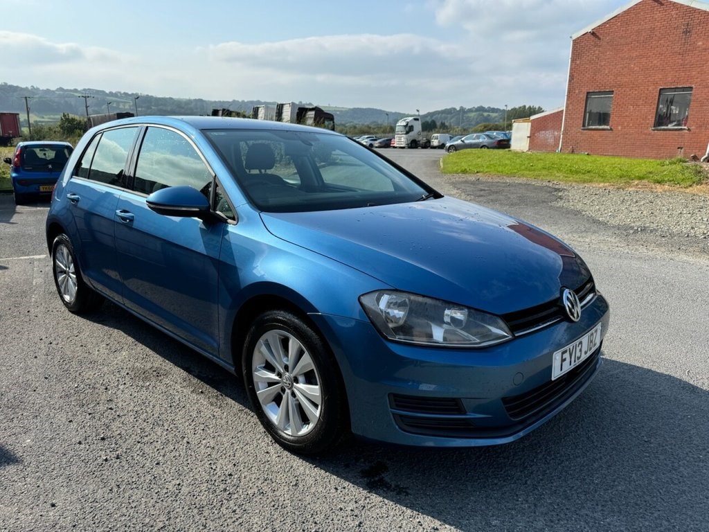 Volkswagen Golf Listing Image