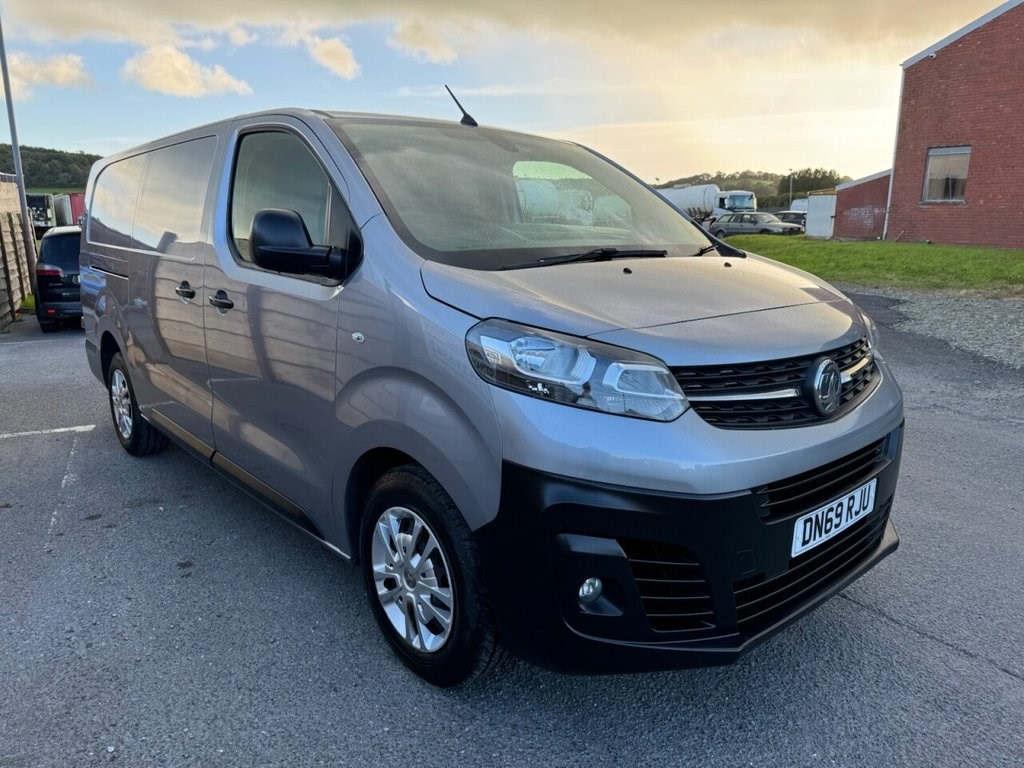 Vauxhall Vivaro Listing Image