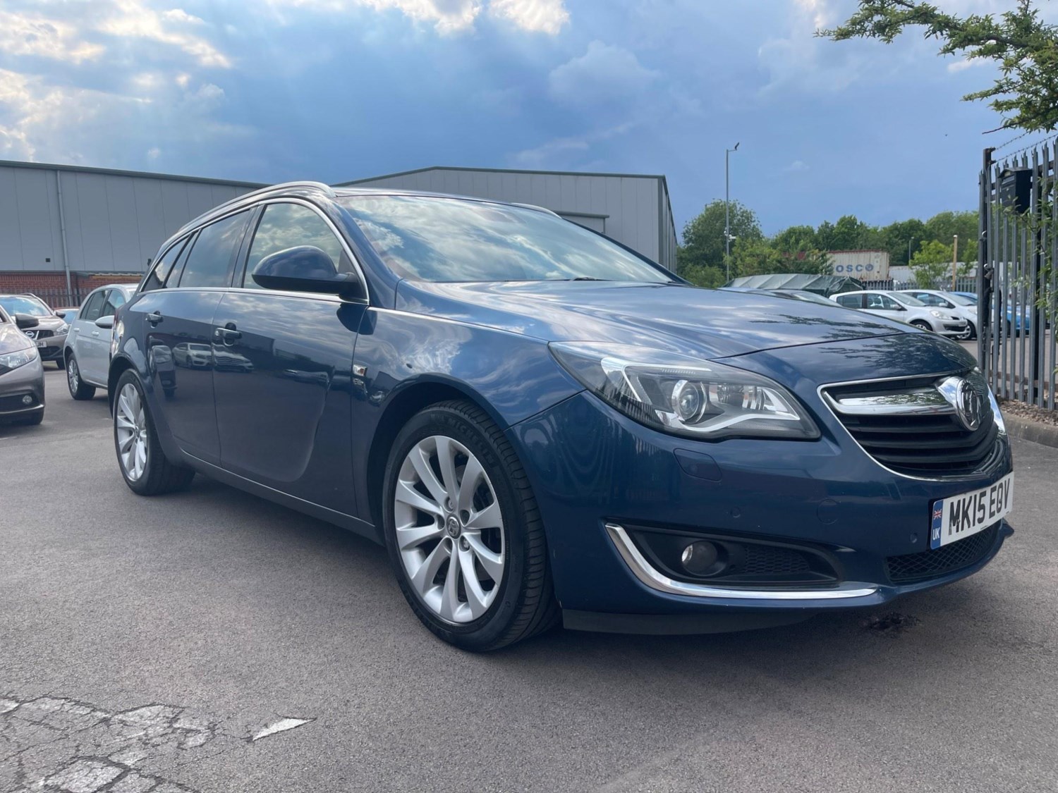 Vauxhall Insignia Listing Image