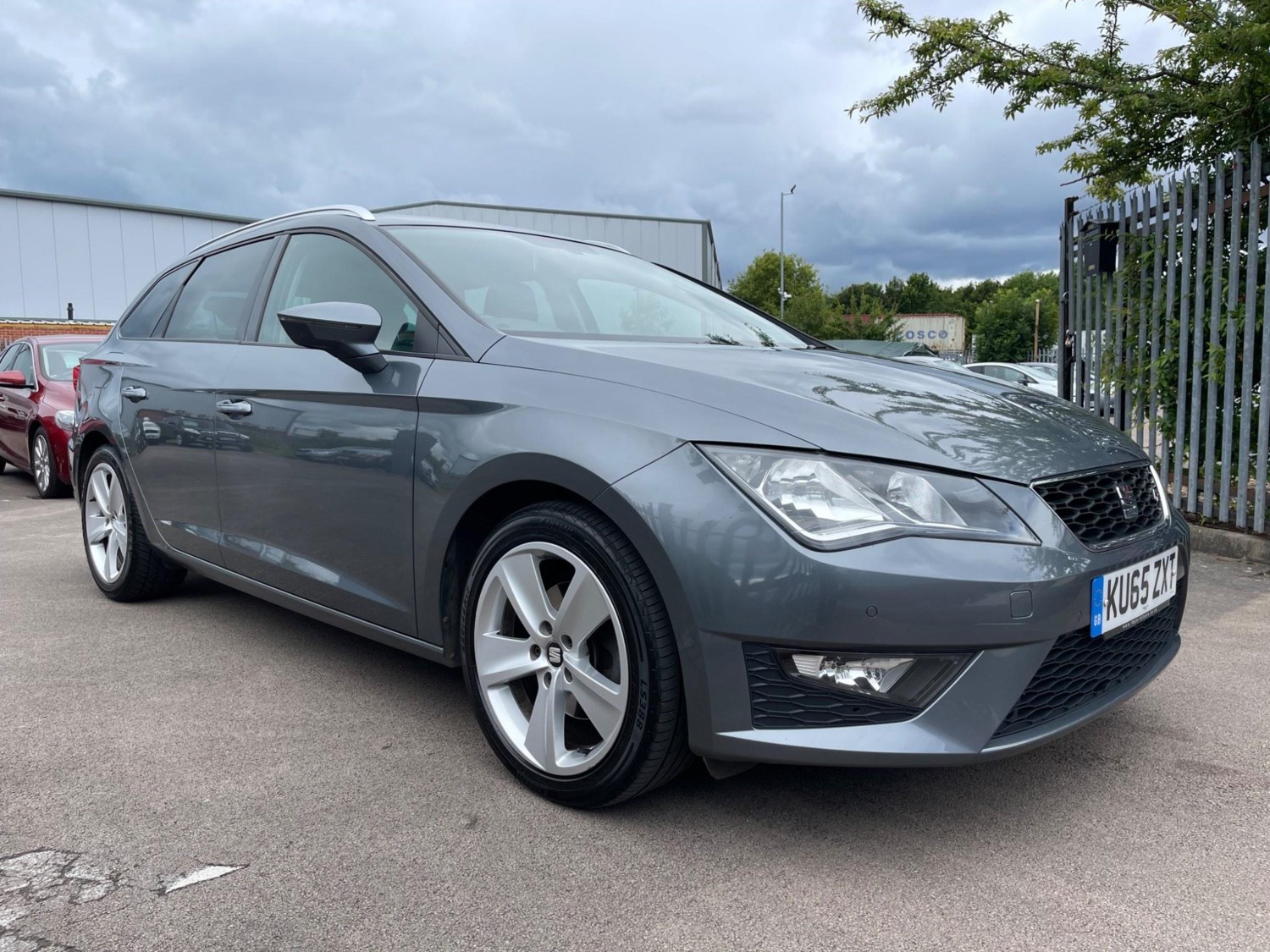 SEAT Leon Listing Image