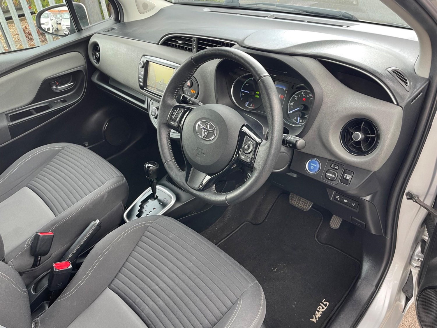 Toyota Yaris Listing Image