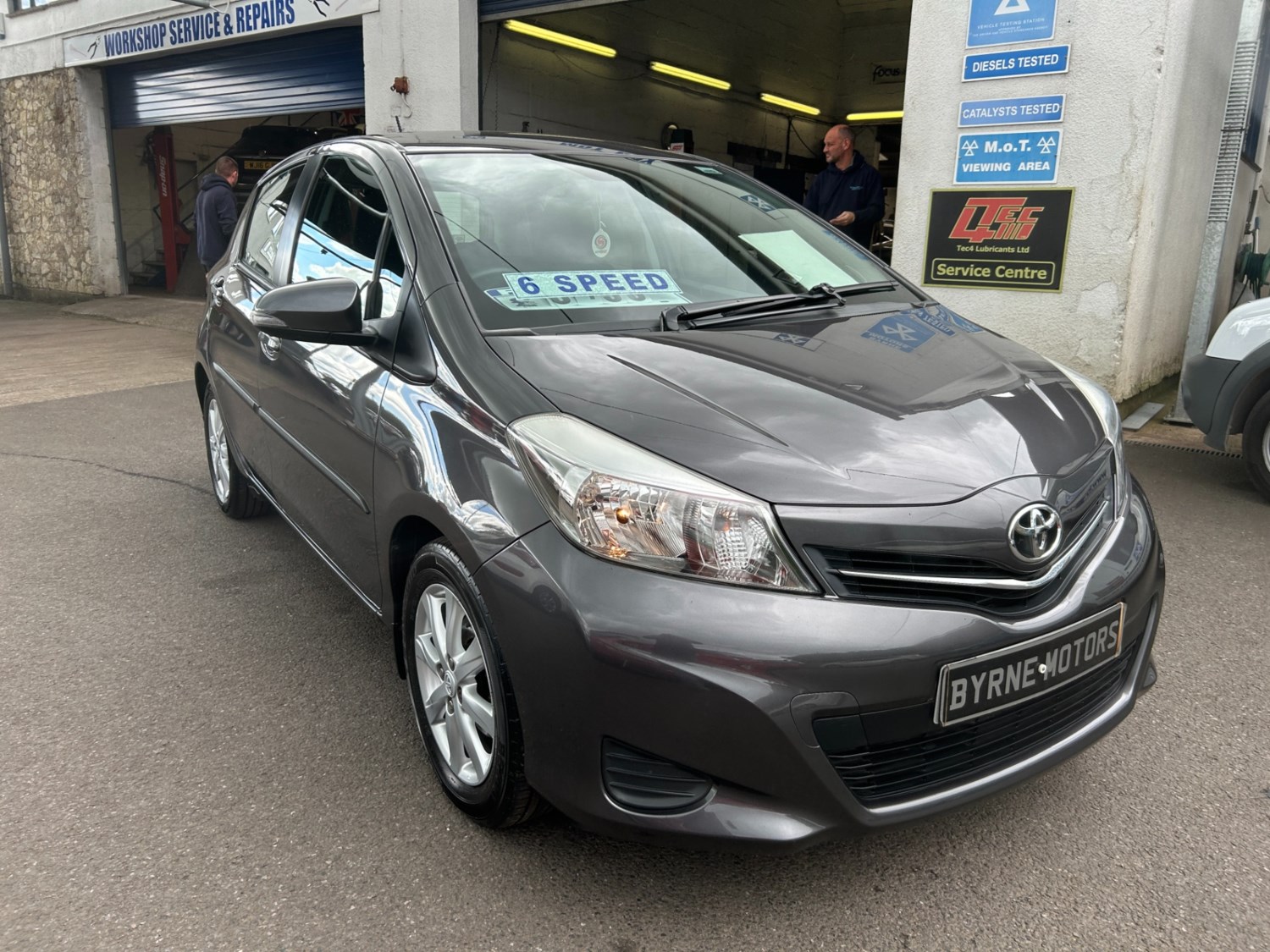 Toyota Yaris Listing Image