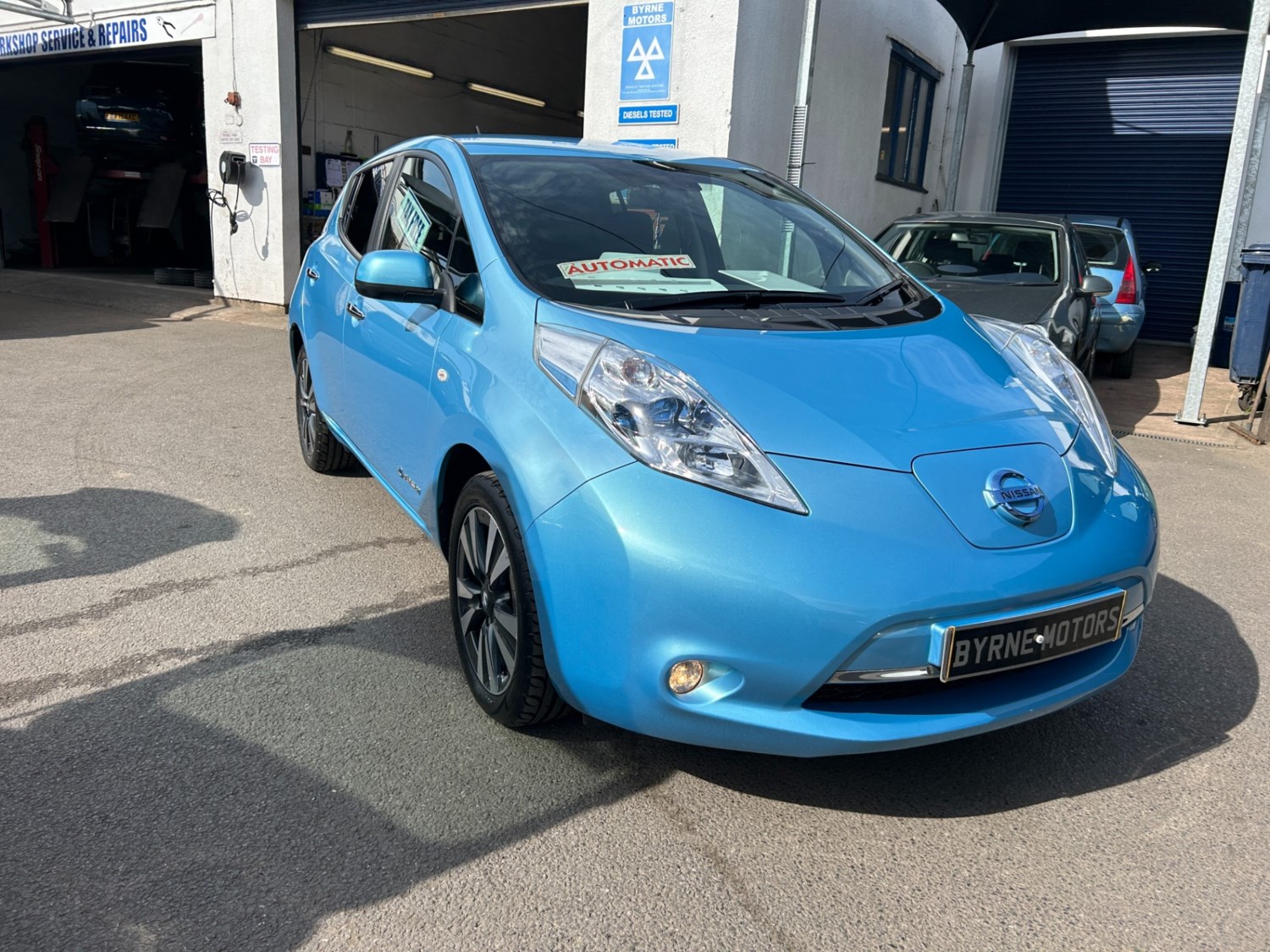 Nissan Leaf Listing Image