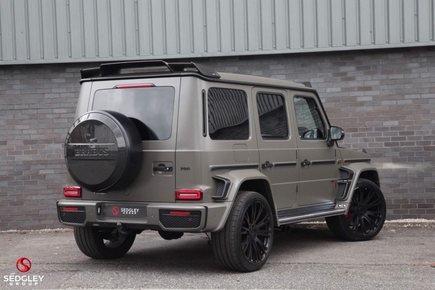 Mercedes-Benz G-Class Listing Image