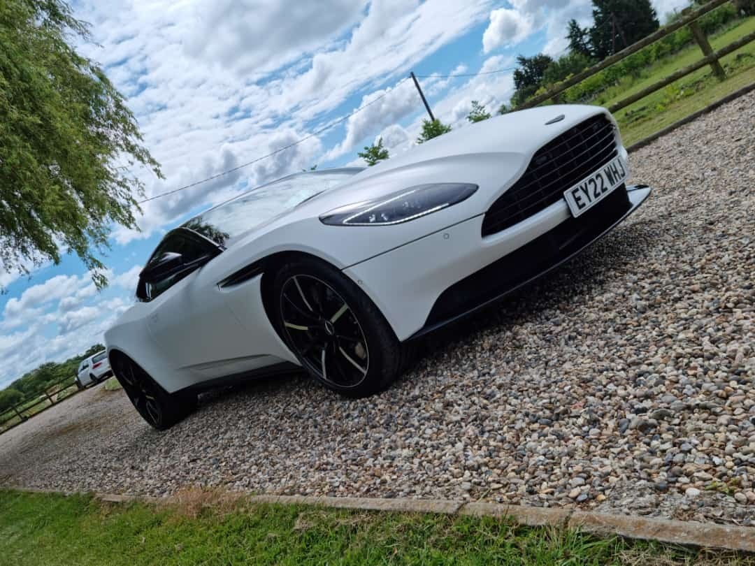 Aston Martin DB11 Listing Image