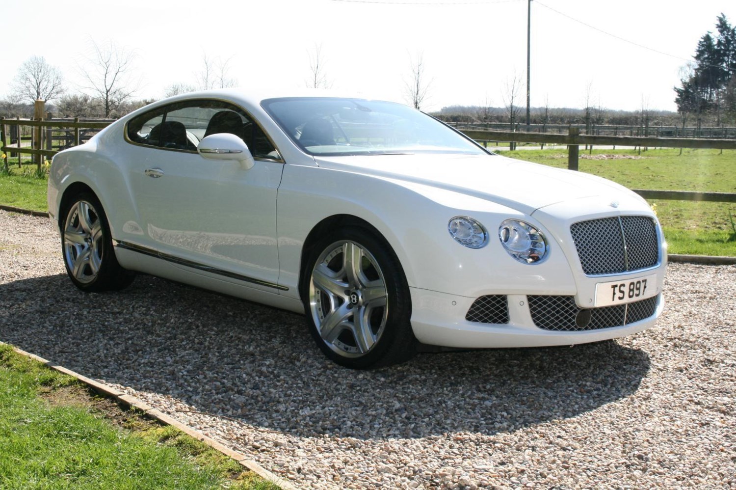 Bentley CONTINENTAL GT Listing Image