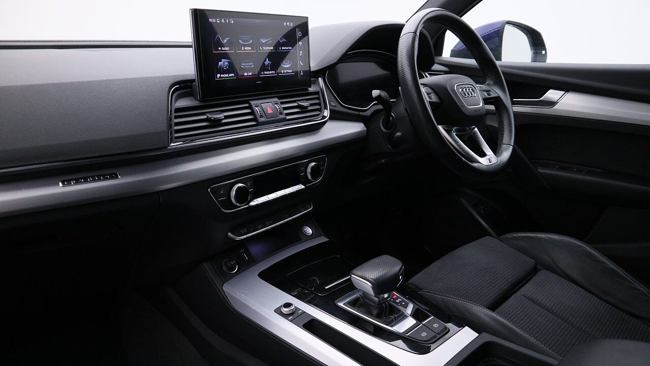 Audi Q5 Listing Image