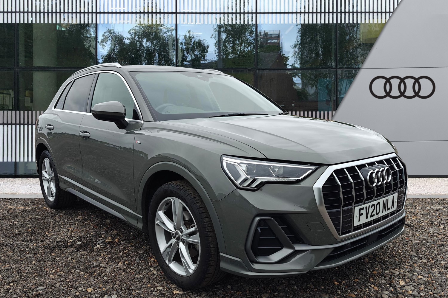 Audi Q3 Listing Image