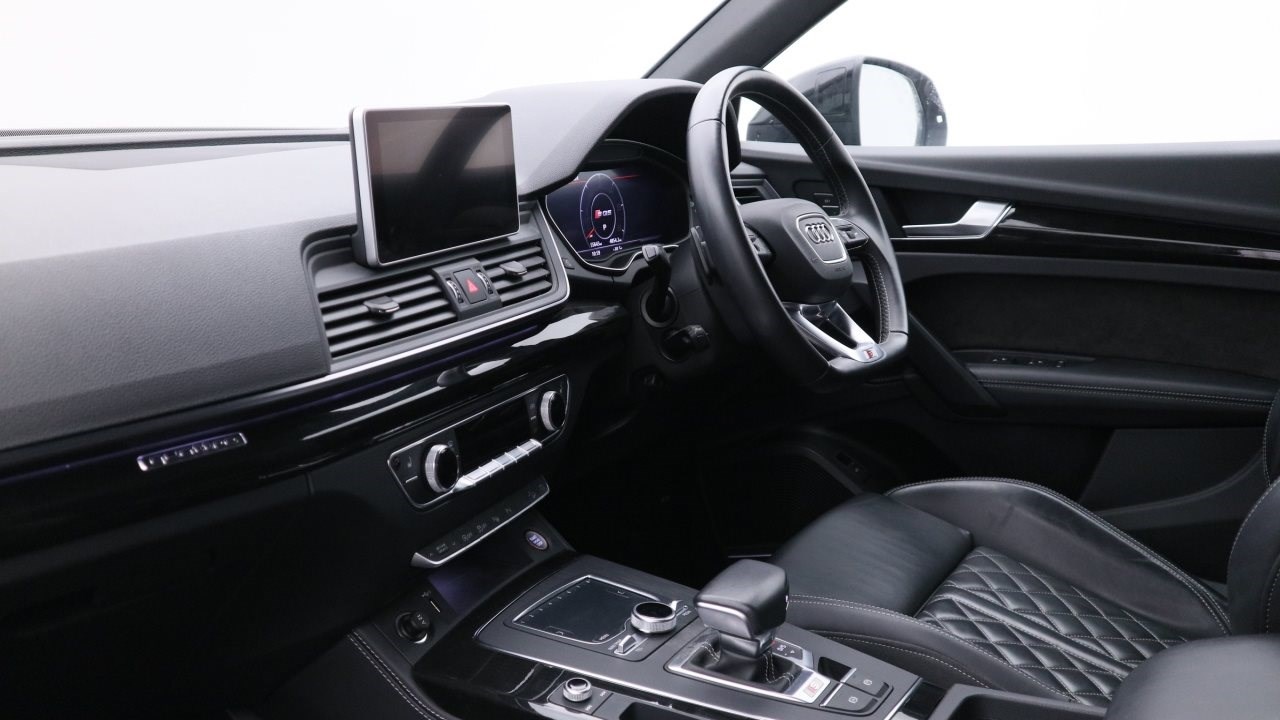 Audi SQ5 Listing Image