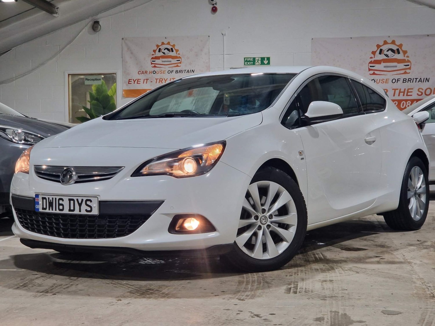 Vauxhall Astra GTC Listing Image