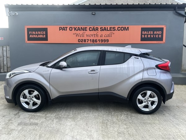 Toyota C-HR Listing Image