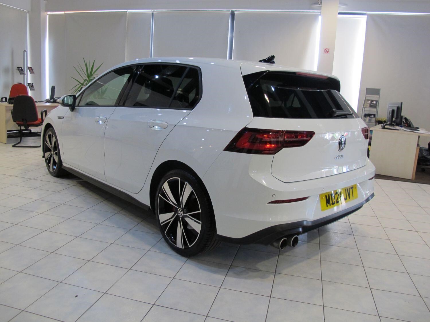 Volkswagen Golf Listing Image