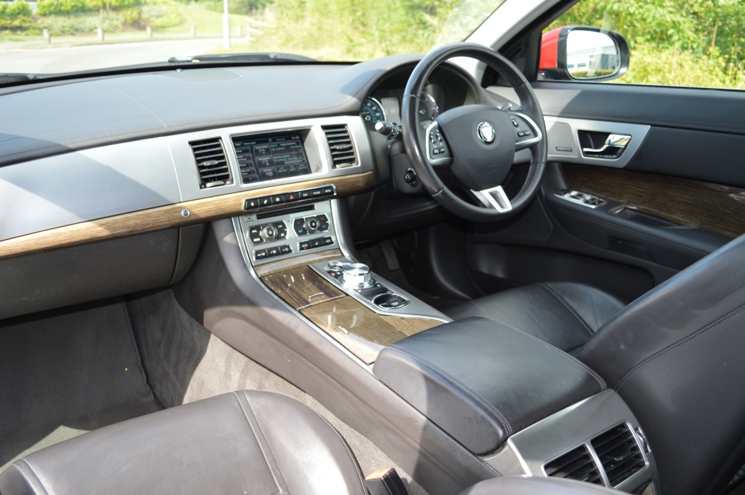 Jaguar XF Listing Image