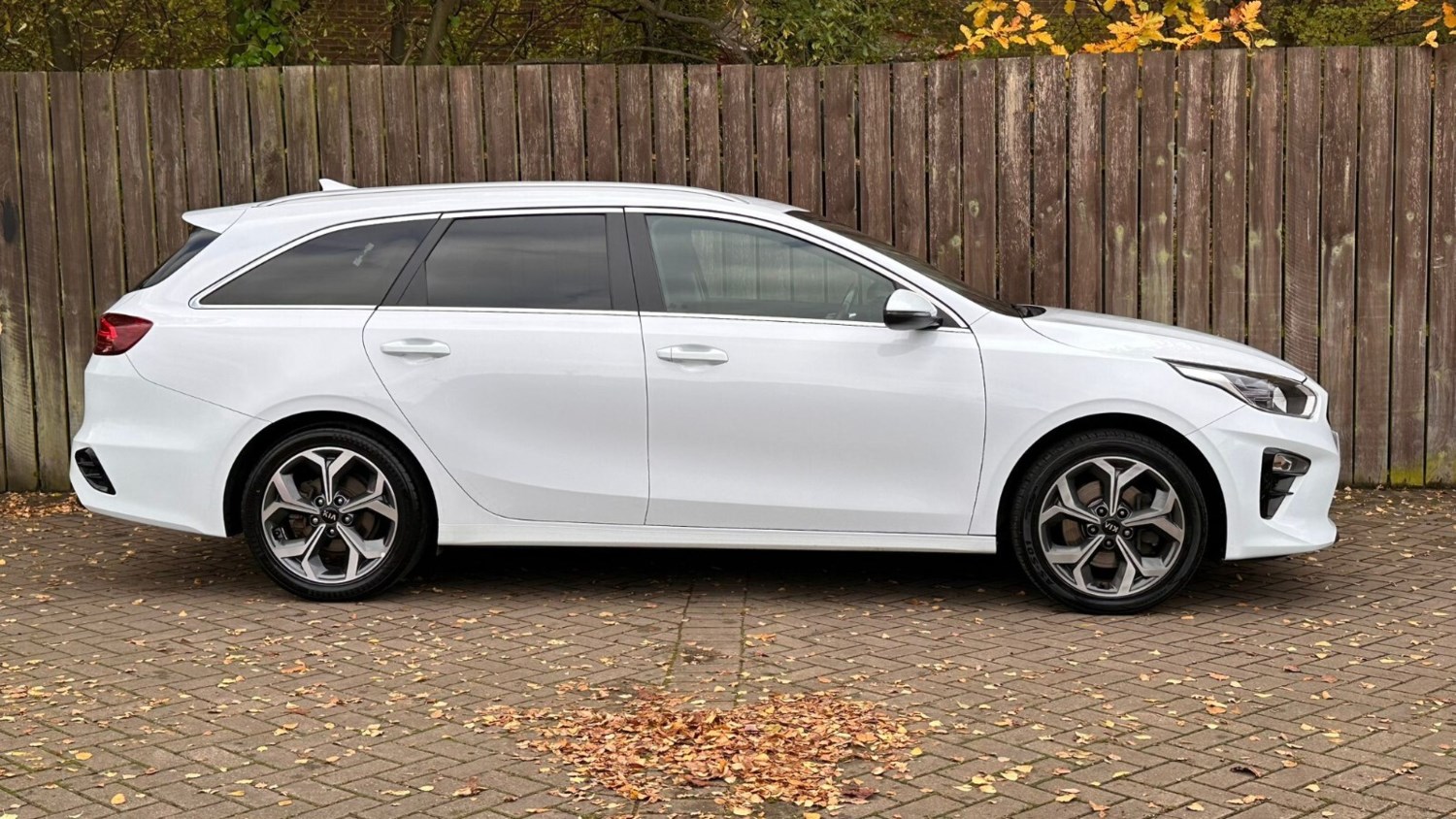 Kia Ceed Listing Image