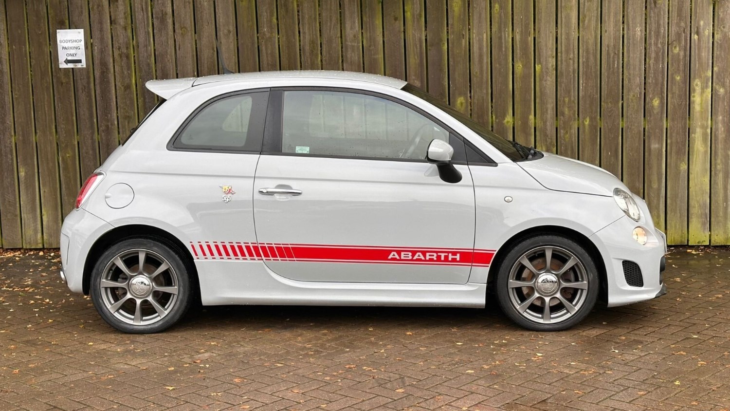 Abarth 500 Listing Image