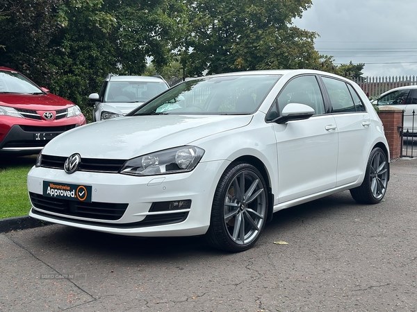 Volkswagen Golf Listing Image