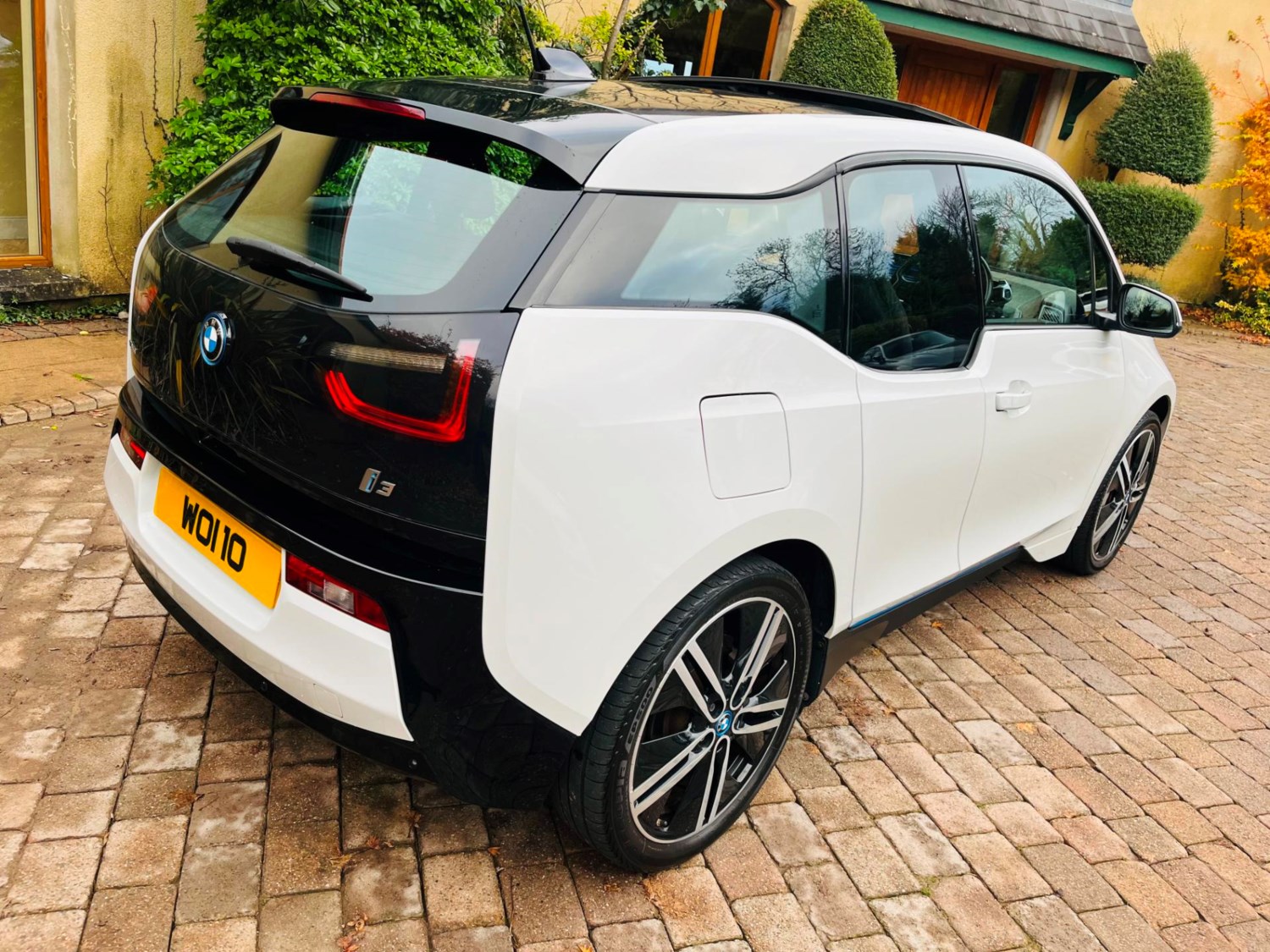 BMW i3 Listing Image