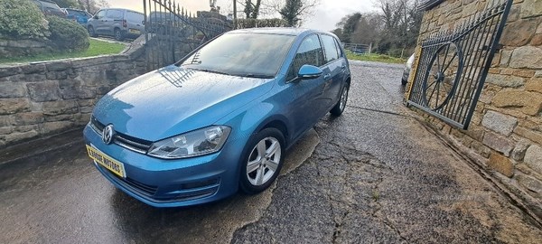 Volkswagen Golf Listing Image