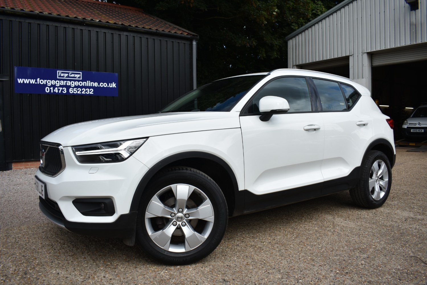 Volvo XC40 Listing Image