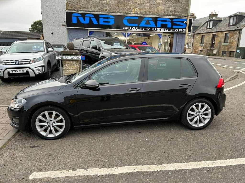 Volkswagen Golf Listing Image