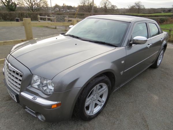 2007 (07) Chrysler 300C 3.0 V6 CRD 4dr Auto 77,000 miles, One owner from new full service history For Sale In Flint, Flintshire