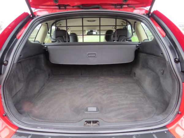 2011 (60) Volvo XC60 D3 [163] DRIVe R Design 5dr Beautiful Vehicle 1 former keeper For Sale In Flint, Flintshire