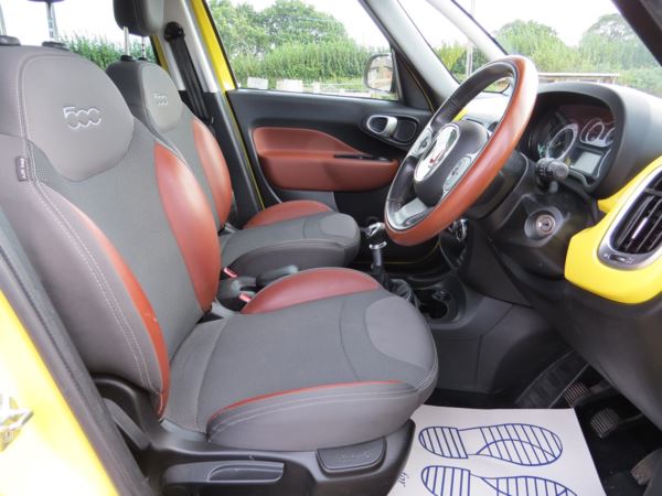 2015 (15) Fiat 500L 1.4 Trekking 5dr Rare Model, Half leather Full Service History For Sale In Flint, Flintshire