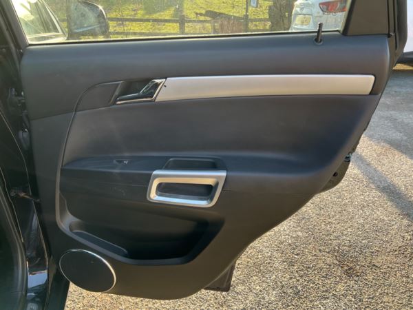 2013 (13) Vauxhall Antara 2.2 CDTi SE Nav 5dr Automatic. Metallic Black Great Car For Sale In Flint, Flintshire
