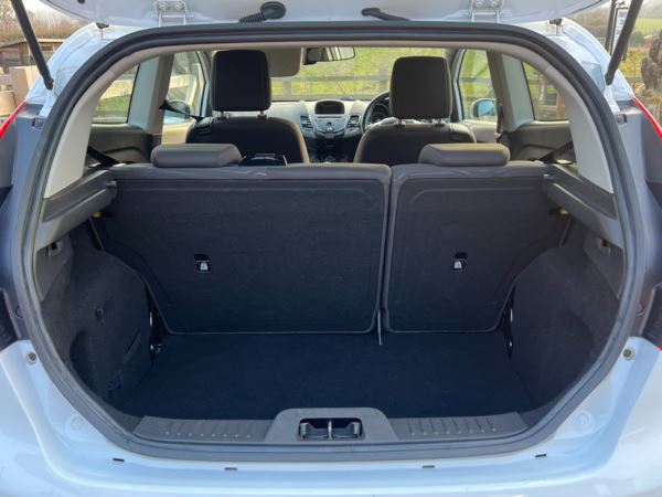 2014 (63) Ford Fiesta 1.0 EcoBoost Zetec 3dr Low miles Full service history Beautiful For Sale In Flint, Flintshire