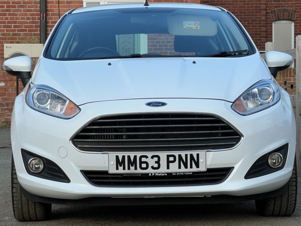 2014 (63) Ford Fiesta 1.0 EcoBoost Zetec 3dr Low miles Full service history Beautiful For Sale In Flint, Flintshire