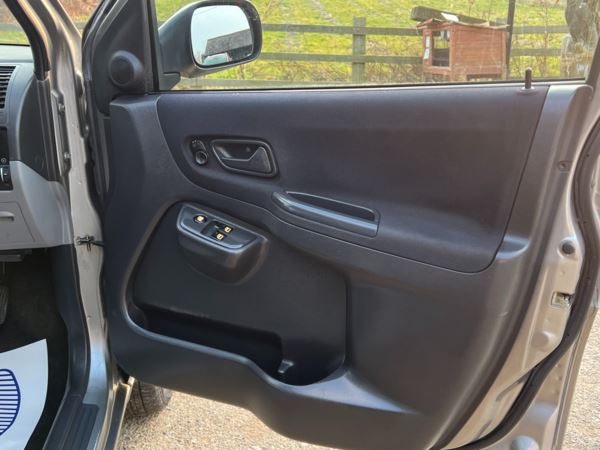 2004 (04) Suzuki Ignis 1.3 GL 5dr For Sale In Flint, Flintshire