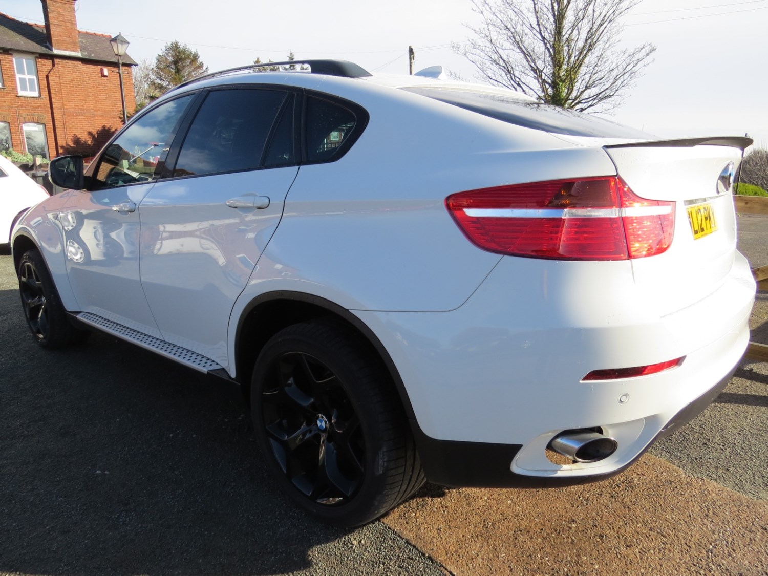 BMW X6 Listing Image