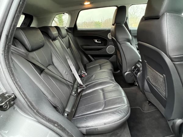 2017 (17) Land Rover Range Rover Evoque 2.0 TD4 SE Tech 5dr Auto For Sale In Flint, Flintshire