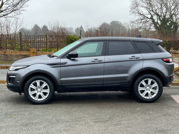 2017 (17) Land Rover Range Rover Evoque 2.0 TD4 SE Tech 5dr Auto For Sale In Flint, Flintshire