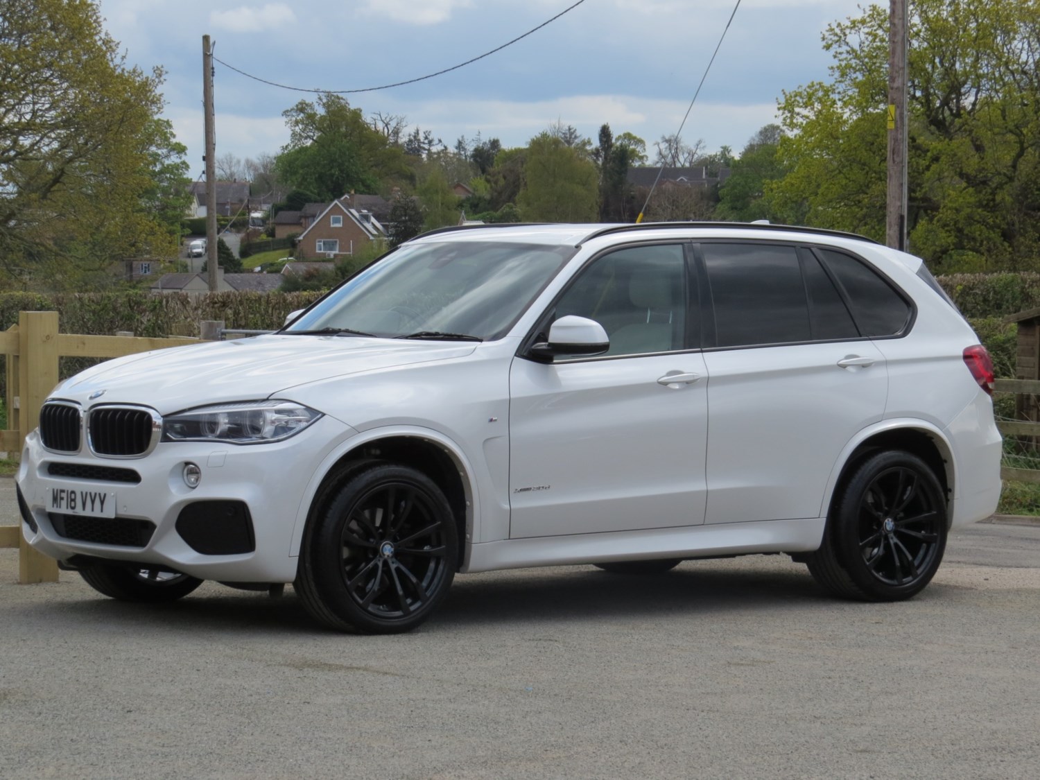 BMW X5 Listing Image