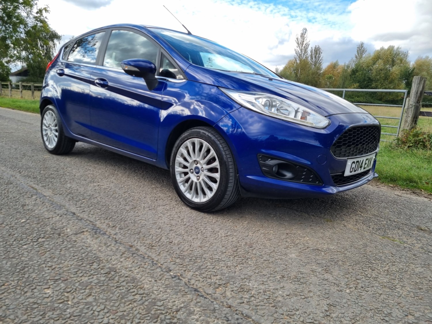 Ford Fiesta Listing Image