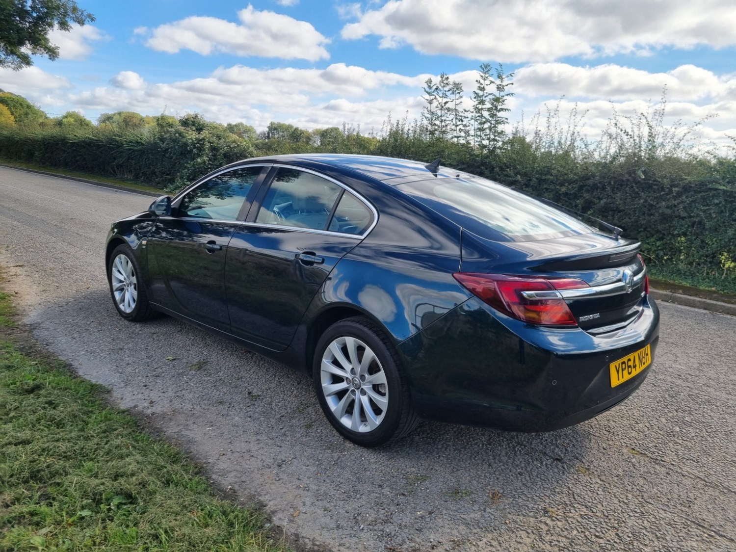 Vauxhall Insignia Listing Image