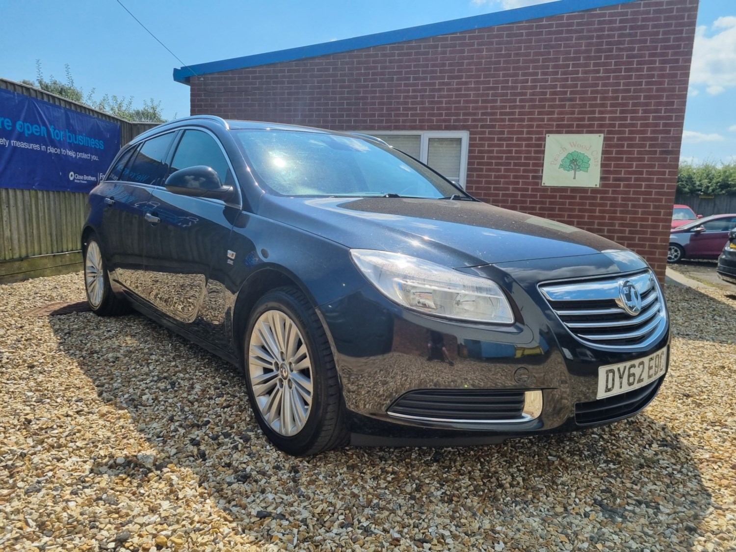 Vauxhall Insignia Listing Image