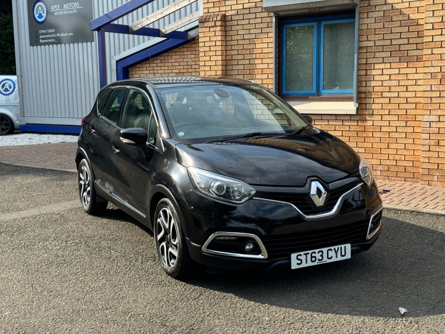 Renault Captur Listing Image