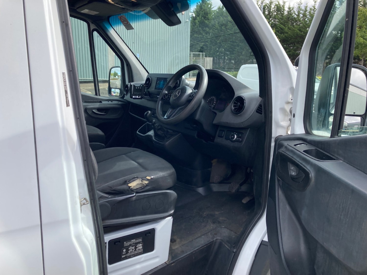 Mercedes-Benz Sprinter Listing Image