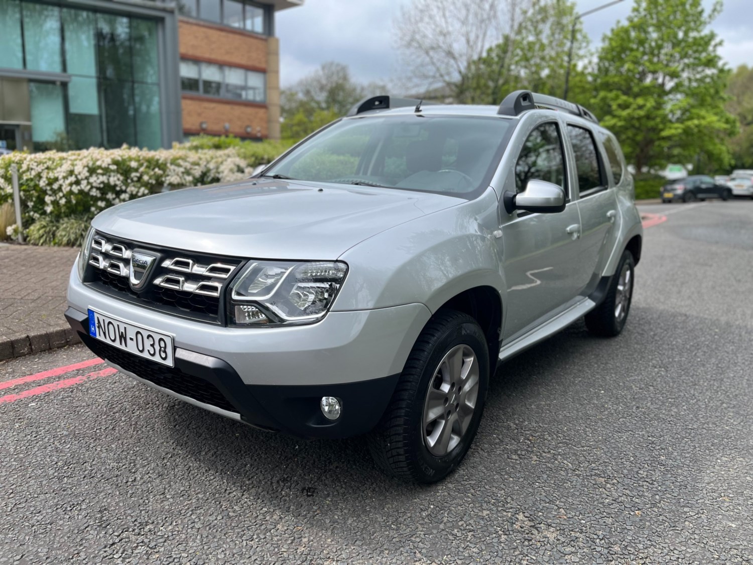 Dacia Duster Listing Image