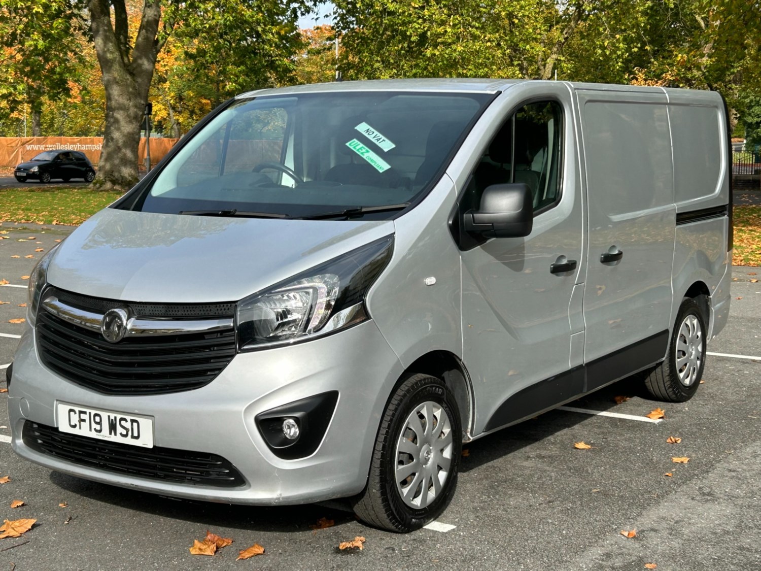 Vauxhall Vivaro Listing Image