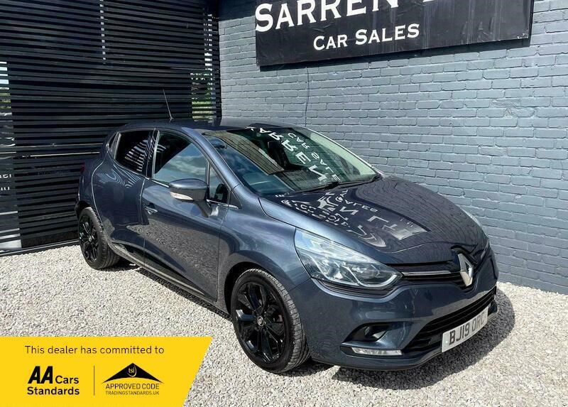 Renault Clio Listing Image