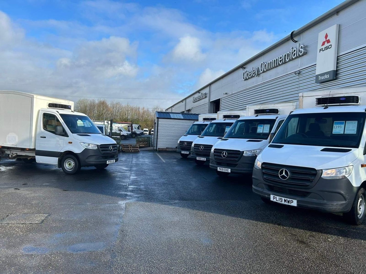 Mercedes-Benz Sprinter Listing Image