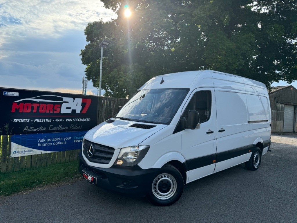 Mercedes-Benz Sprinter Listing Image