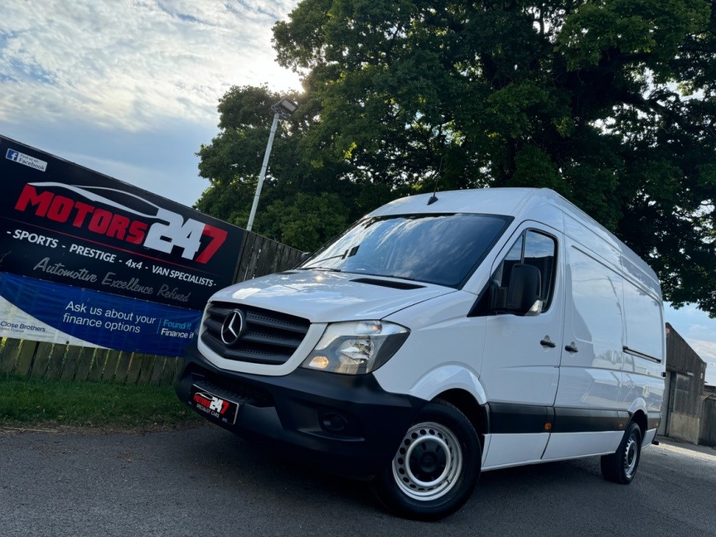 Mercedes-Benz Sprinter Listing Image