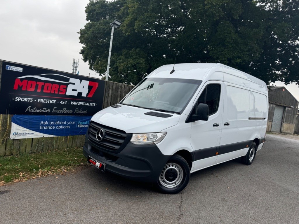 Mercedes-Benz Sprinter Listing Image