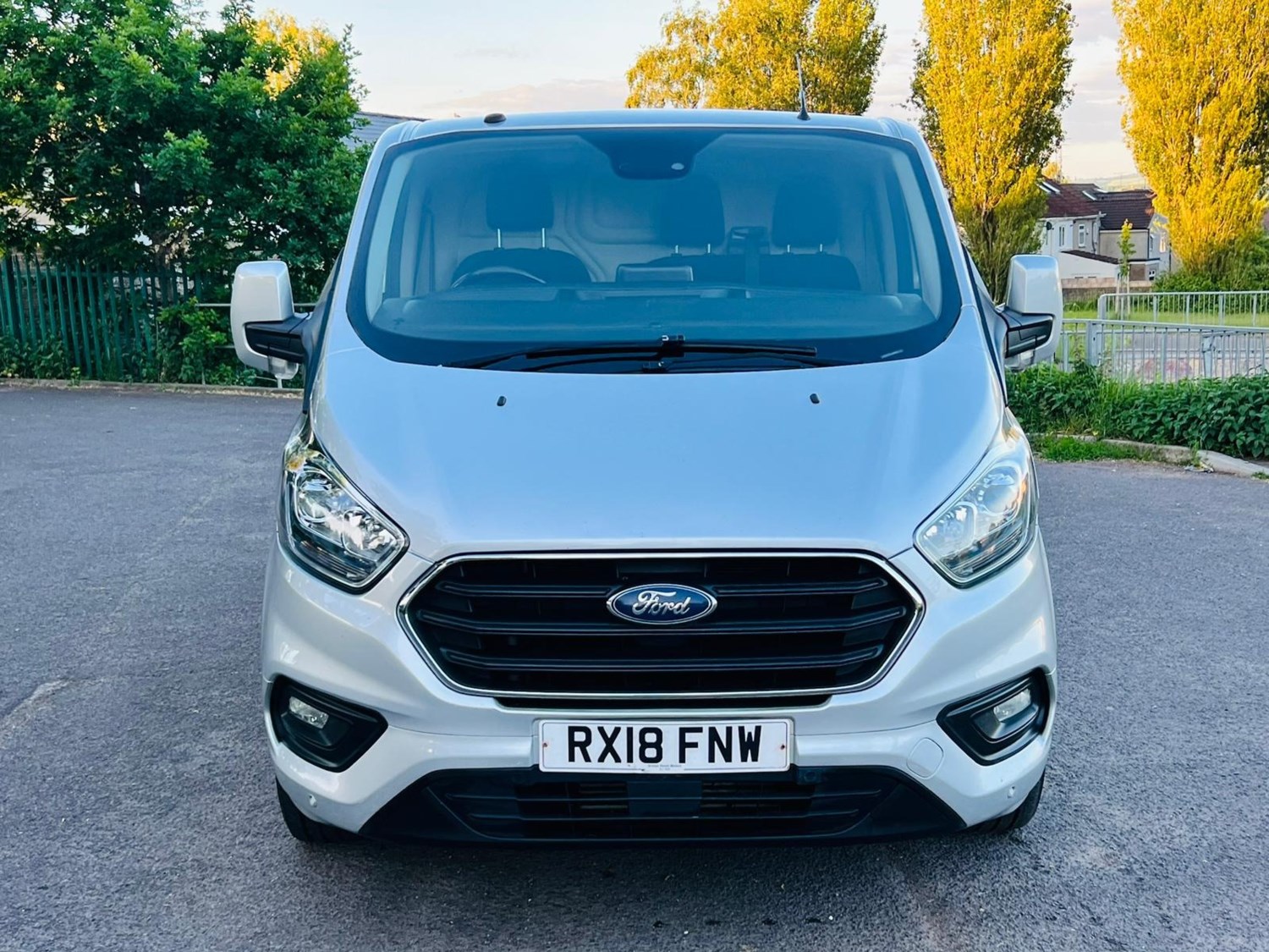 Ford Transit Custom Listing Image