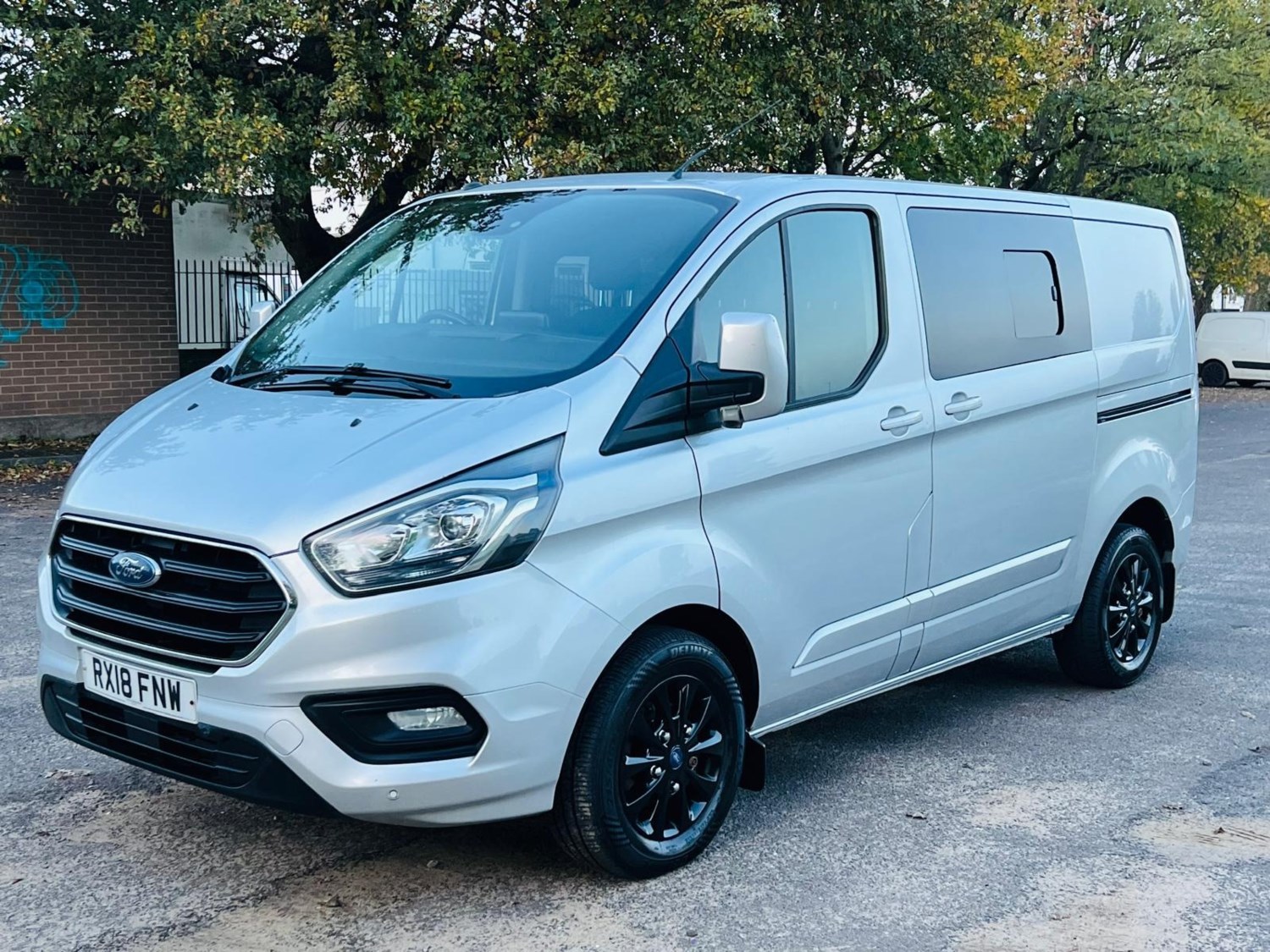 Ford Transit Custom Listing Image